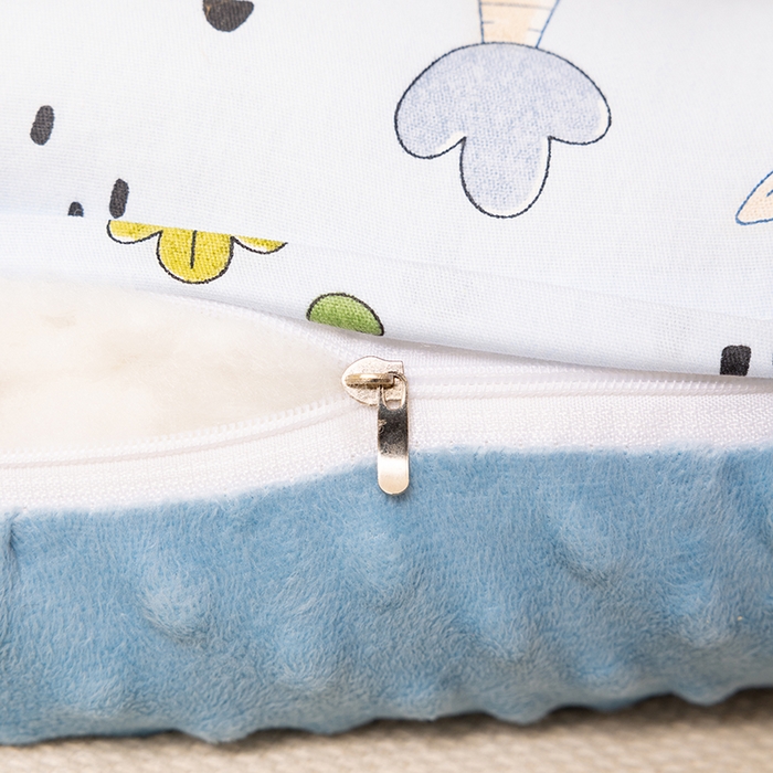 91家纺网 家纺一手货源 找家纺 小米枕芯 2025新款豆豆绒卡通儿童枕 枕头枕芯 恐龙派对