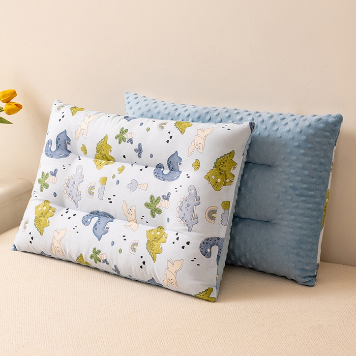 91家纺网 家纺一手货源 找家纺 小米枕芯 2025新款豆豆绒卡通儿童枕 枕头枕芯 恐龙派对
