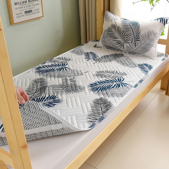 91家纺网 家纺一手货源 找家纺 圣靓家纺 2025新款亲肤清新水洗床垫 素叶