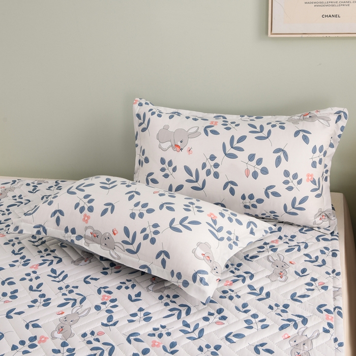 91家纺网 家纺一手货源 找家纺 圣靓家纺 2025新款亲肤清新水洗床垫 遇见春天