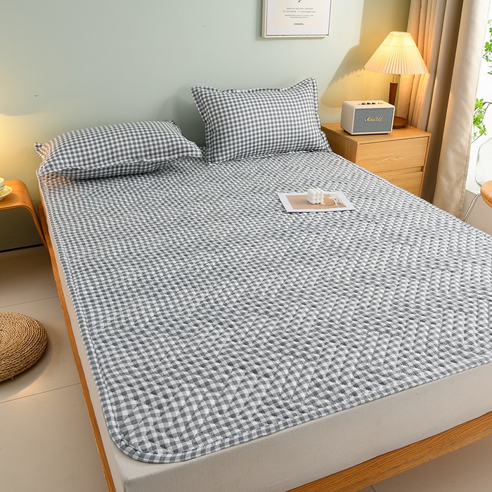 91家纺网 家纺一手货源 找家纺 圣靓家纺 2025新款亲肤清新水洗床垫 初见