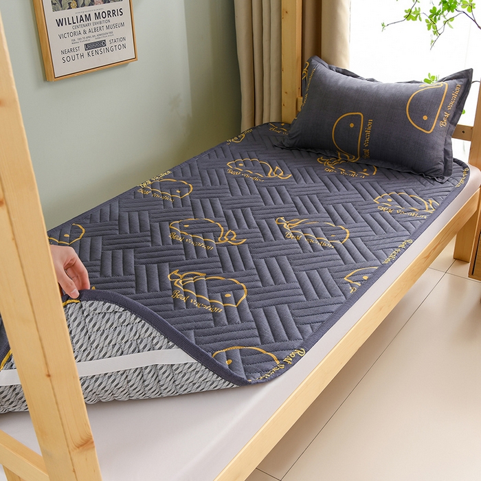 91家纺网 家纺一手货源 找家纺 圣靓家纺 2025新款亲肤清新水洗床垫 自由自在