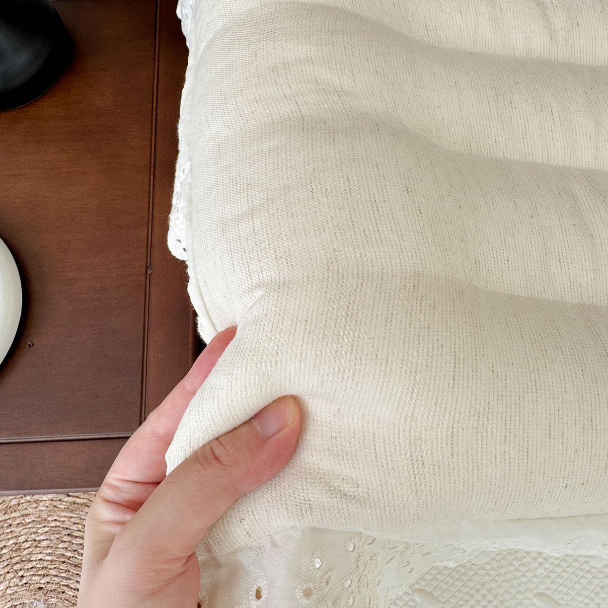 91家纺网 家纺一手货源 找家纺 （总）昕科 2025新款蕾丝花边棉麻定型低枕-实拍版-亚麻低枕头蕾丝花边成人枕芯