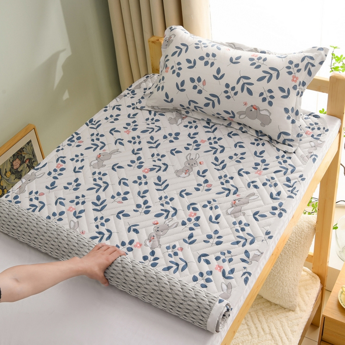 91家纺网 家纺一手货源 找家纺 圣楚家纺 2025新款亲肤清新水洗床垫 遇见春天