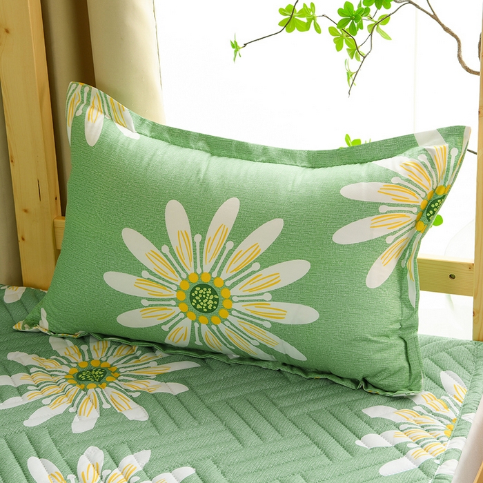 91家纺网 家纺一手货源 找家纺 圣楚家纺 2025新款亲肤清新水洗床垫 落花