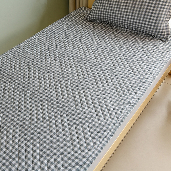 91家纺网 家纺一手货源 找家纺 圣楚家纺 2025新款亲肤清新水洗床垫 初见