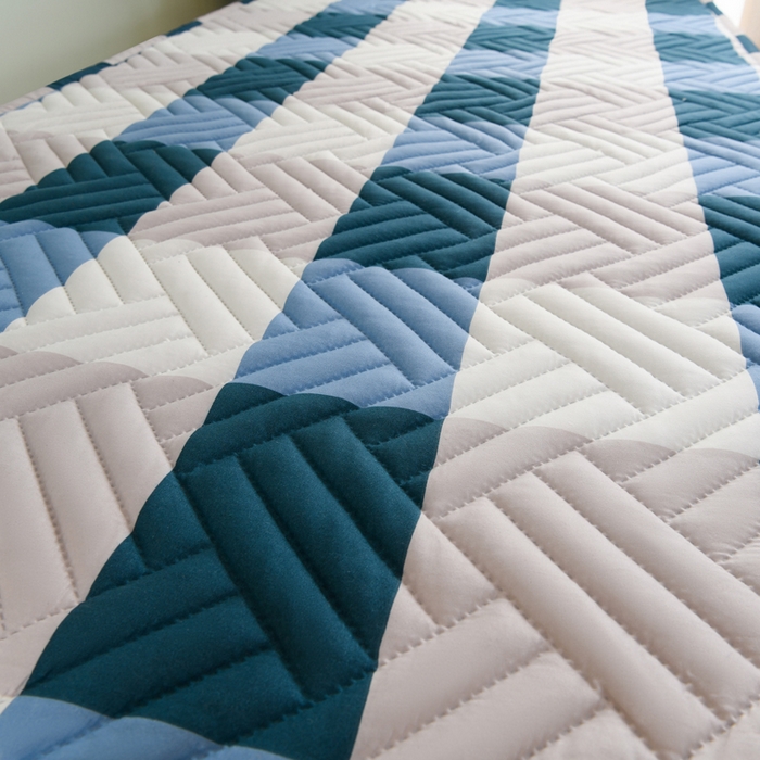 91家纺网 家纺一手货源 找家纺 圣楚家纺 2025新款亲肤清新水洗床垫 幽兰