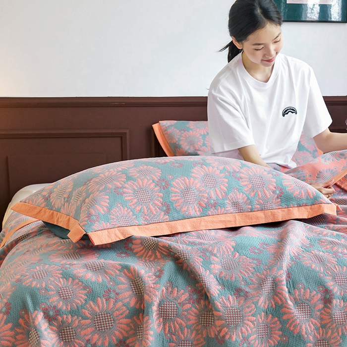 91家纺网 家纺一手货源 找家纺 棠薇家纺 2025新款全棉彩纱枕套燕尾角枕套夹棉双层纱48*74cm枕头套单只装一对装 葵园蓝粉