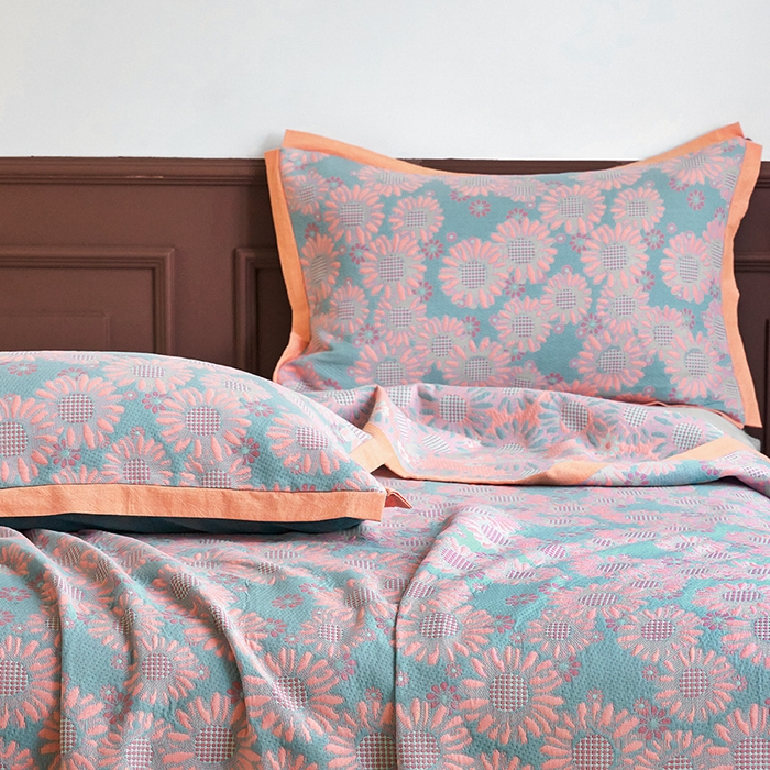 91家纺网 家纺一手货源 找家纺 棠薇家纺 2025新款全棉彩纱枕套燕尾角枕套夹棉双层纱48*74cm枕头套单只装一对装 葵园蓝粉