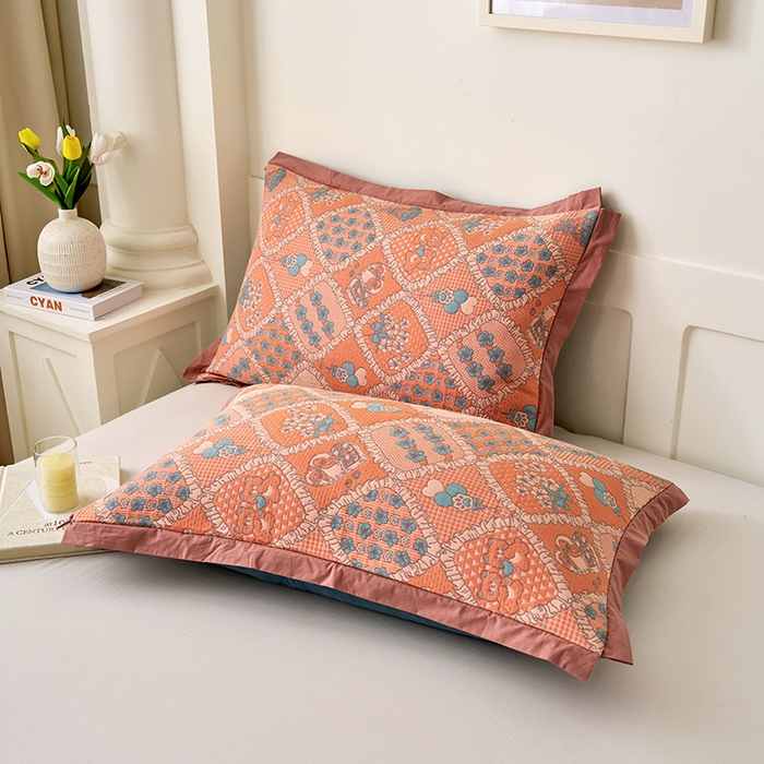 91家纺网 家纺一手货源 找家纺 棠薇家纺 2025新款全棉彩纱枕套燕尾角枕套夹棉双层纱48*74cm枕头套单只装一对装 熊宝贝-粉