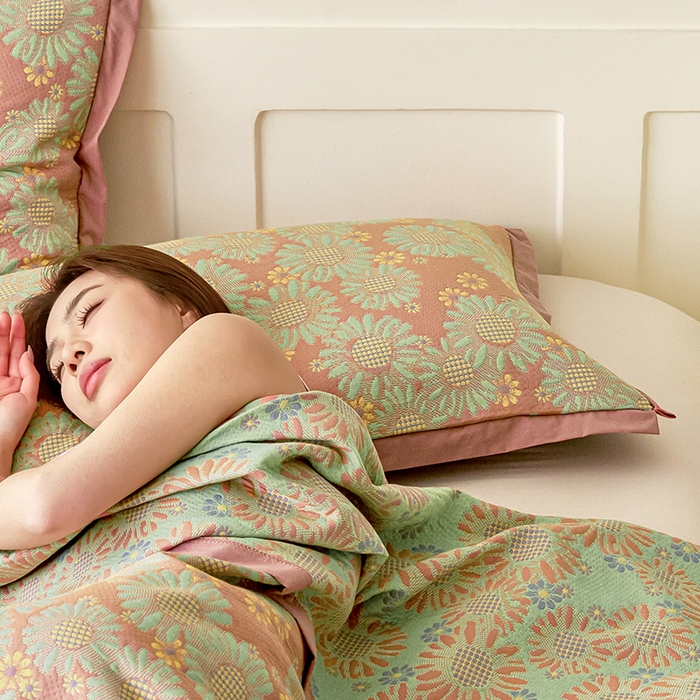 91家纺网 家纺一手货源 找家纺 棠薇家纺 2025新款全棉彩纱枕套燕尾角枕套夹棉双层纱48*74cm枕头套单只装一对装 葵园豆沙