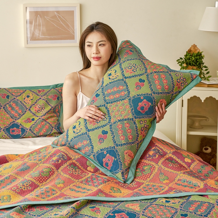 91家纺网 家纺一手货源 找家纺 棠薇家纺 2025新款全棉彩纱枕套燕尾角枕套夹棉双层纱48*74cm枕头套单只装一对装 熊宝贝-绿