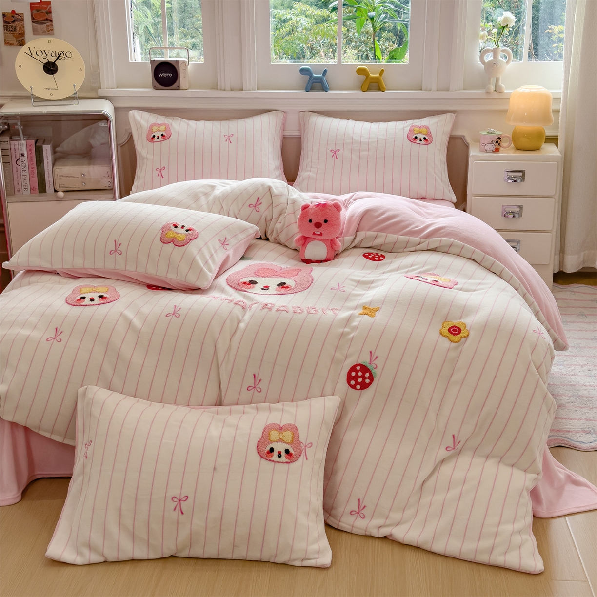 91家纺网 家纺一手货源 找家纺 （总）曲之慕 2025新款A类高克重牛奶绒印花毛巾绣四件套