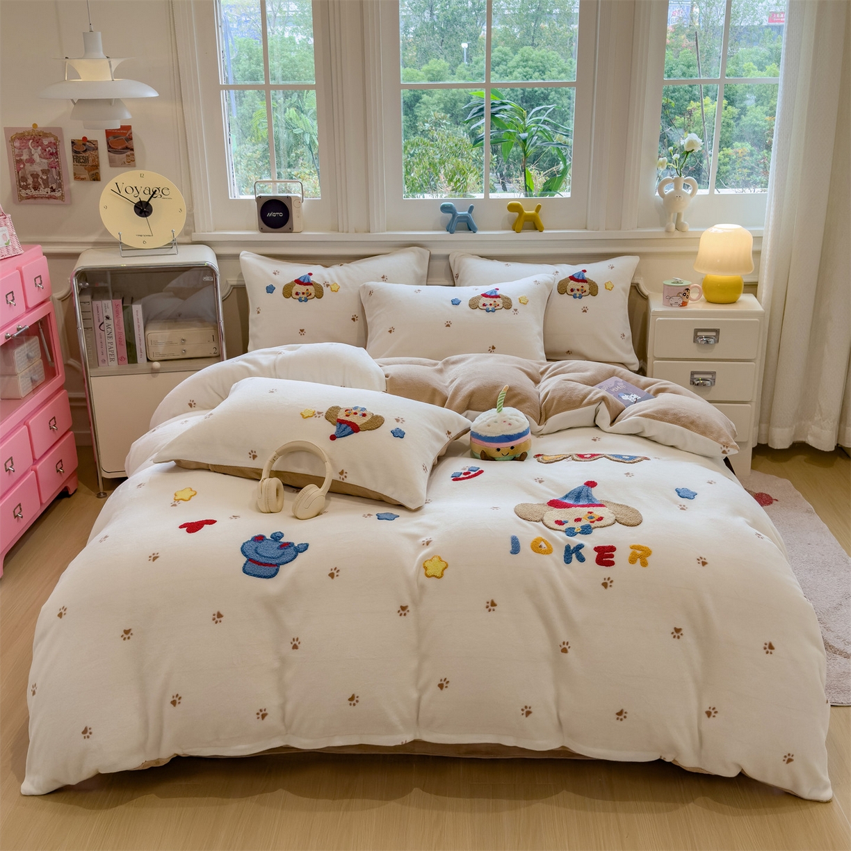 91家纺网 家纺一手货源 找家纺 曲之慕 2025新款A类高克重牛奶绒印花毛巾绣四件套 毛巾绣-马戏团