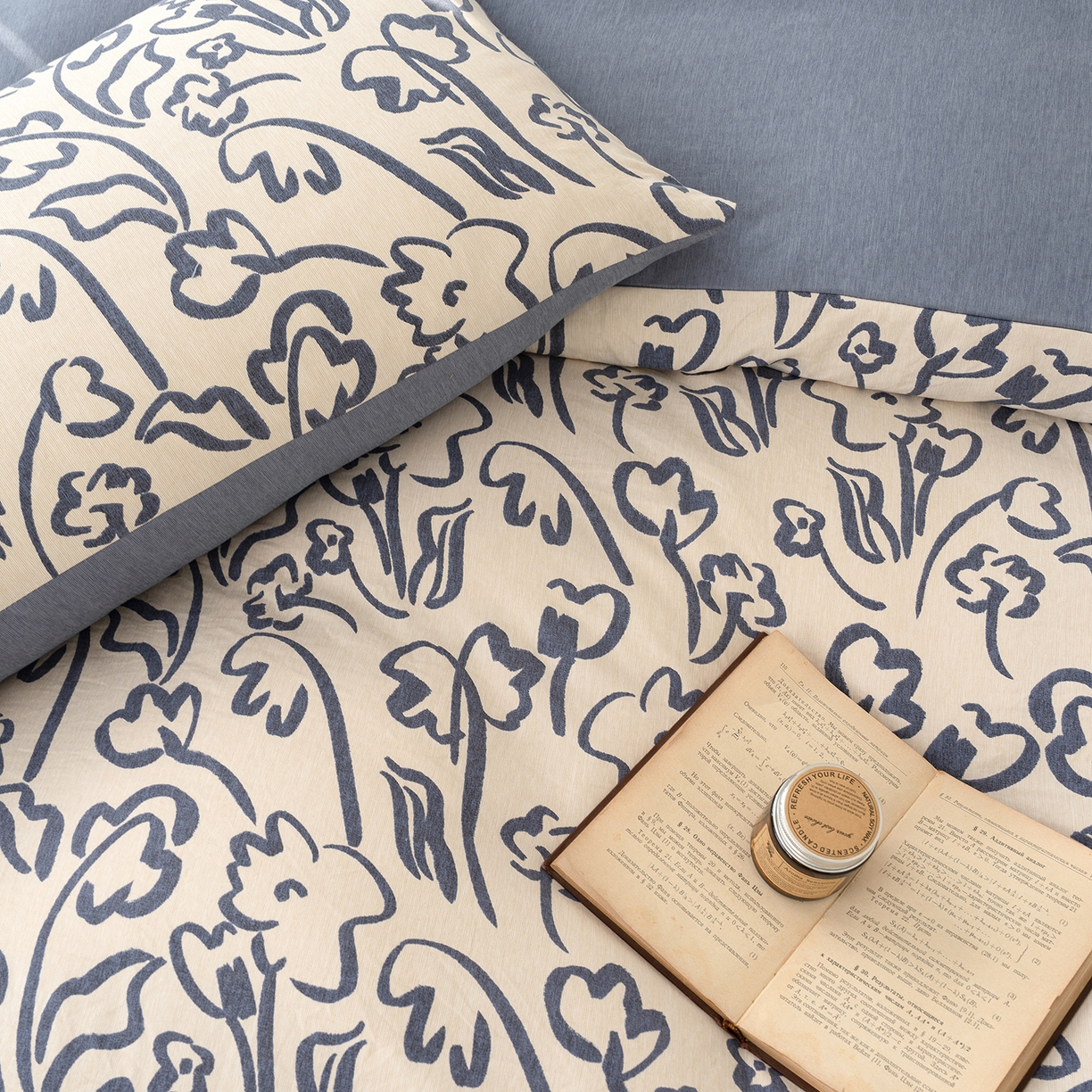 91家纺网 家纺一手货源 找家纺 竹合家纺 2025秋冬新款加厚磨毛色织暖绒系列针织四件套高克重 素描花