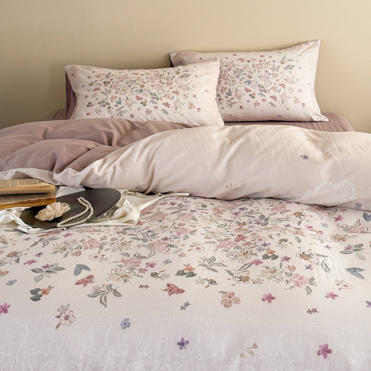 91家纺网 家纺一手货源 找家纺 窝米 2025新款全棉纯棉双层纱大版印花花卉四件套-第一组 赫美