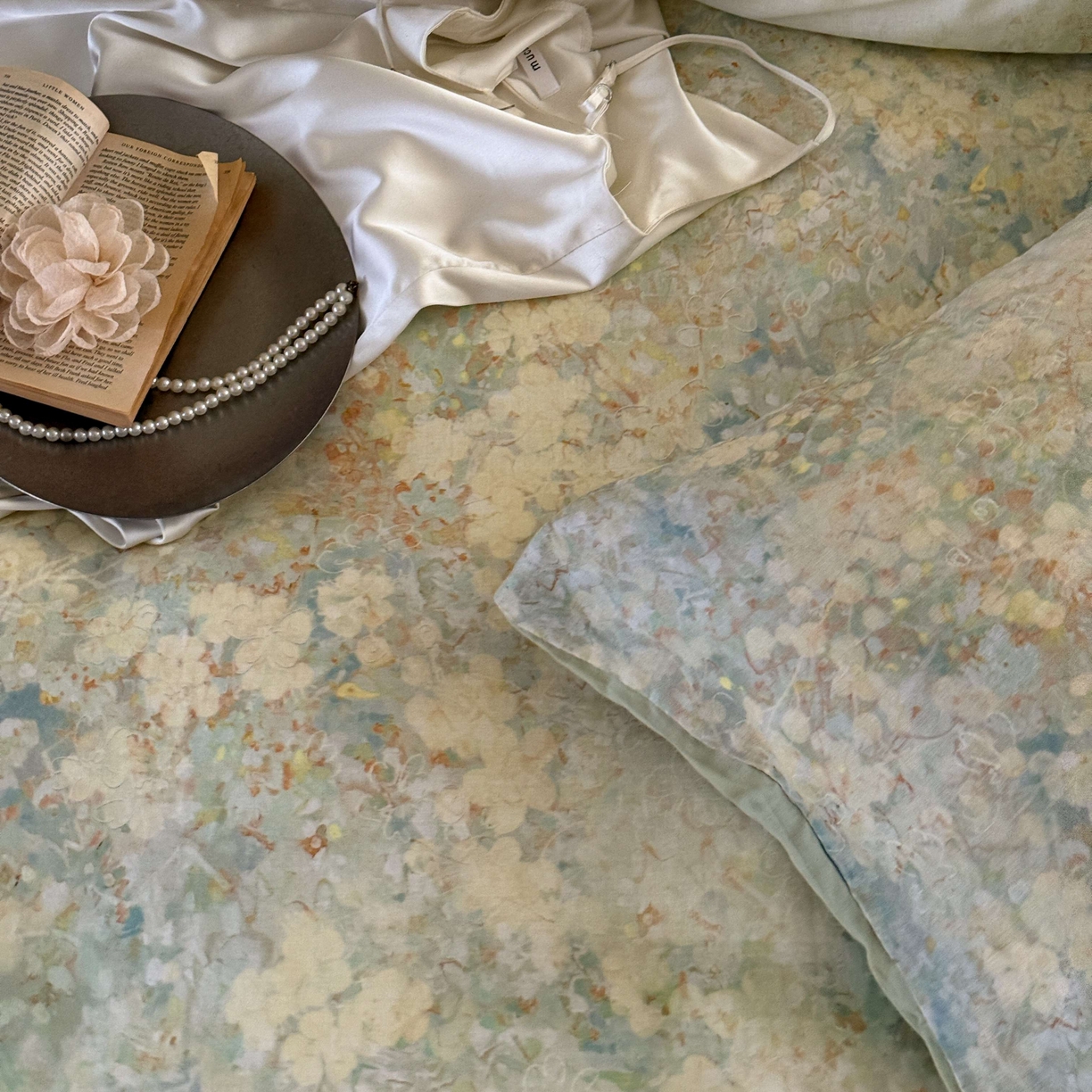 91家纺网 家纺一手货源 找家纺 窝米 2025新款全棉纯棉双层纱大版印花花卉四件套-第一组 绿野香