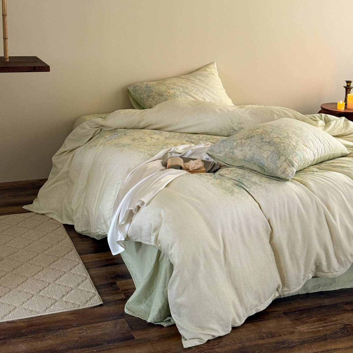 91家纺网 家纺一手货源 找家纺 窝米 2025新款全棉纯棉双层纱大版印花花卉四件套-第一组 绿野香