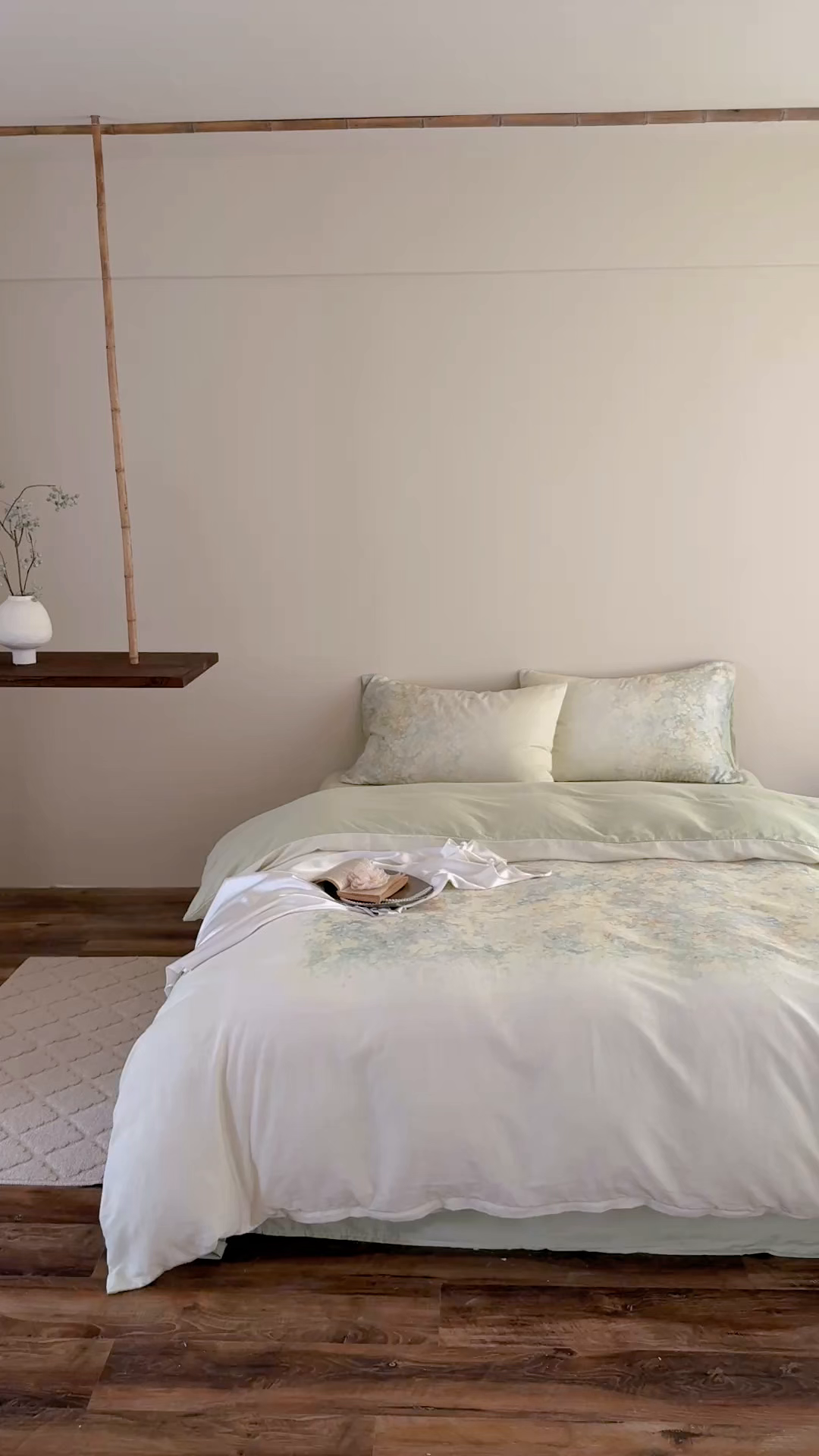 91家纺网 家纺一手货源 找家纺 窝米 2025新款全棉纯棉双层纱大版印花花卉四件套-第一组 绿野香