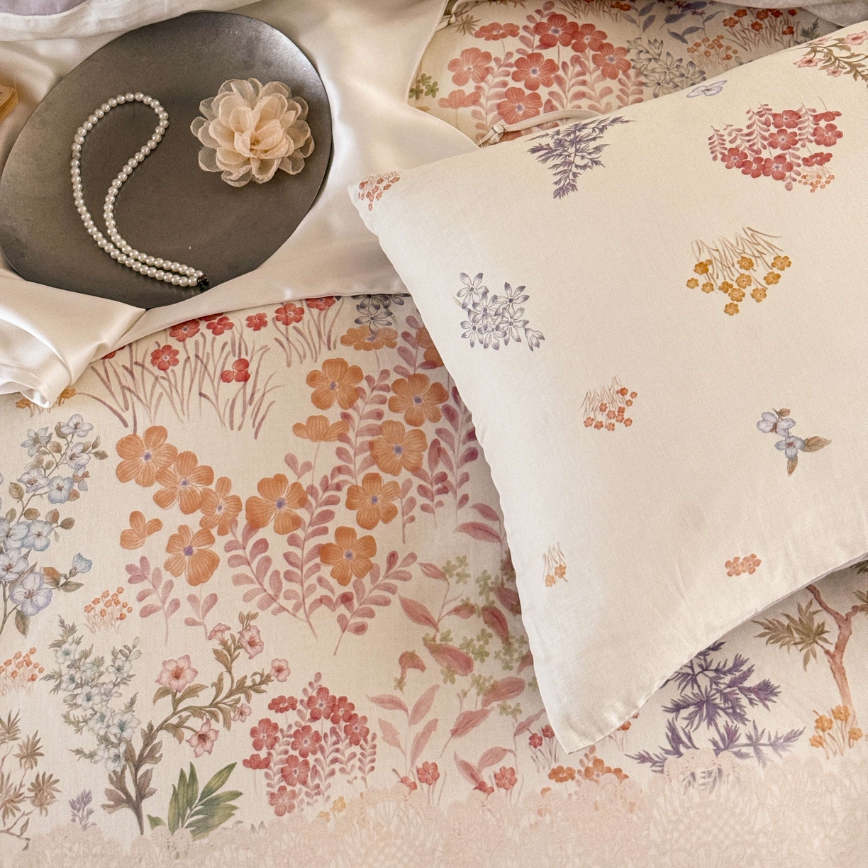 91家纺网 家纺一手货源 找家纺 窝米 2025新款全棉纯棉双层纱大版印花花卉四件套-第一组 弥初