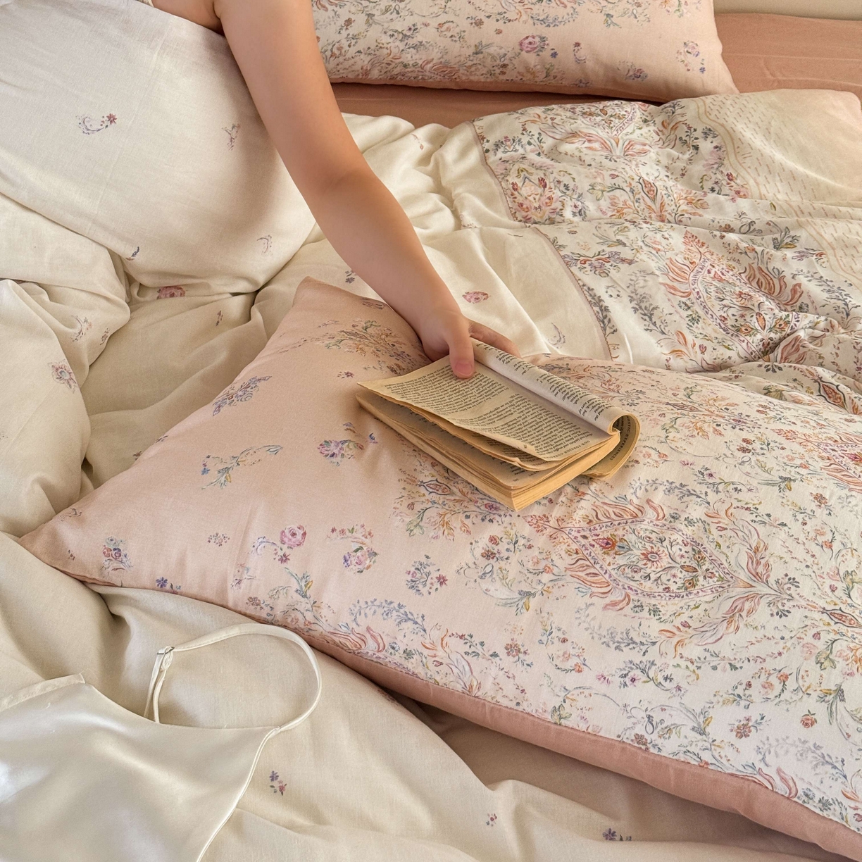 91家纺网 家纺一手货源 找家纺 窝米 2025新款全棉纯棉双层纱大版印花花卉四件套-第一组 瑞优