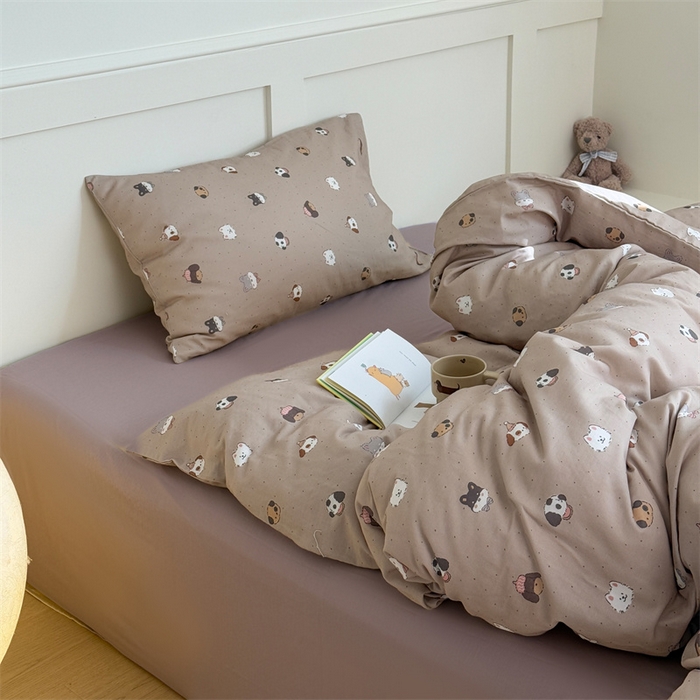 91家纺网 家纺一手货源 找家纺 2025新品全棉A类双层纱卡通风系列四件套 狗狗家族