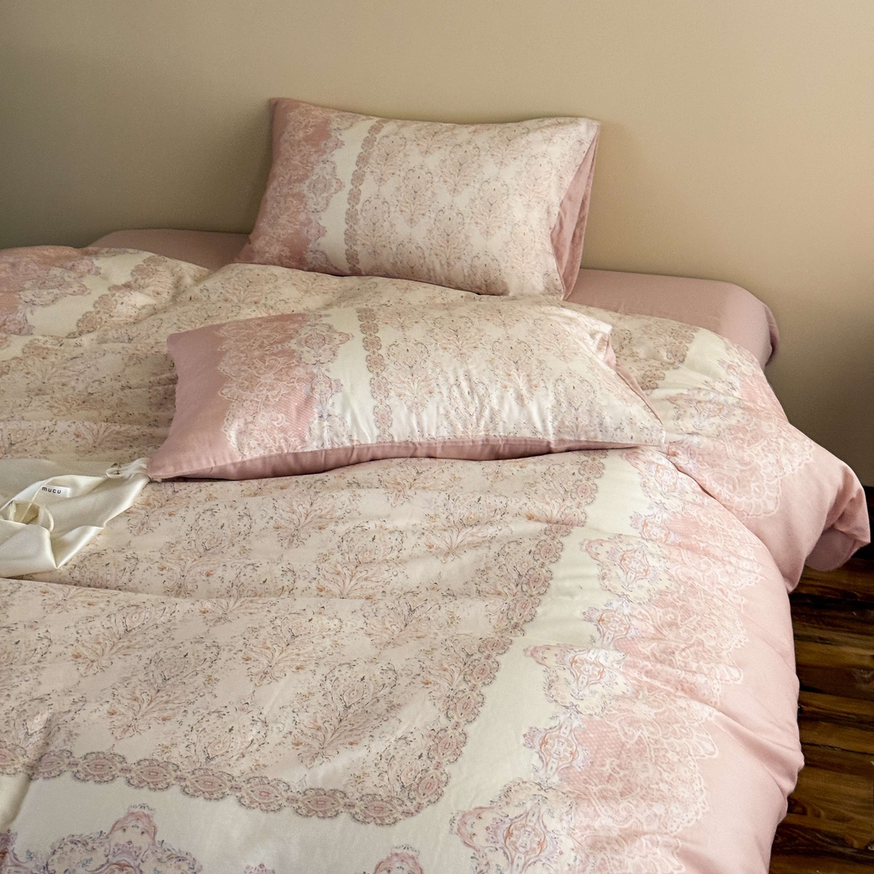 91家纺网 家纺一手货源 找家纺 窝米 2025新款全棉纯棉双层纱大版印花花卉四件套-第一组 云缦