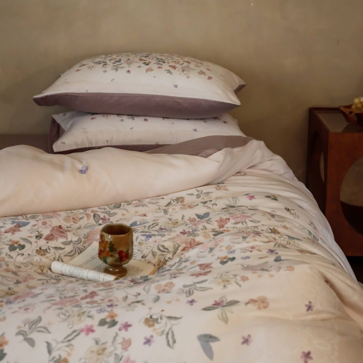 91家纺网 家纺一手货源 找家纺 （总）窝米 2025新款全棉纯棉双层纱大版印花花卉四件套-第二组