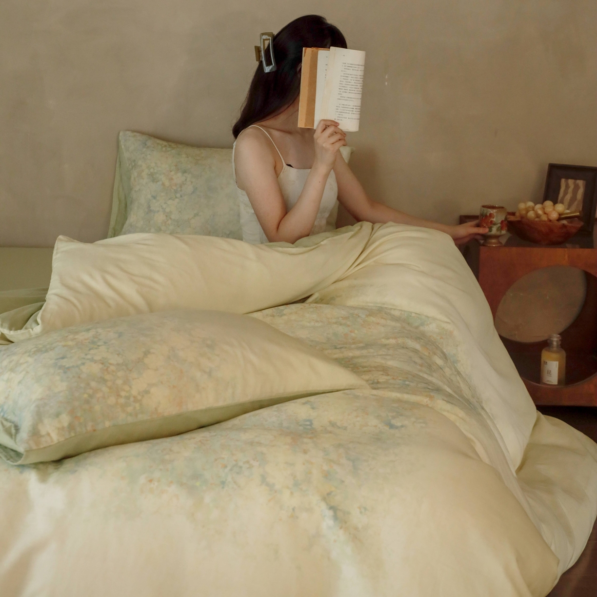 91家纺网 家纺一手货源 找家纺 窝米 2025新款全棉纯棉双层纱大版印花花卉四件套-第二组 绿野香