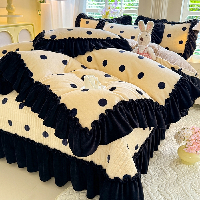 91家纺网 家纺一手货源 找家纺 （总）韩约家纺 2025新款法式大花边印花牛奶绒床盖款四件套