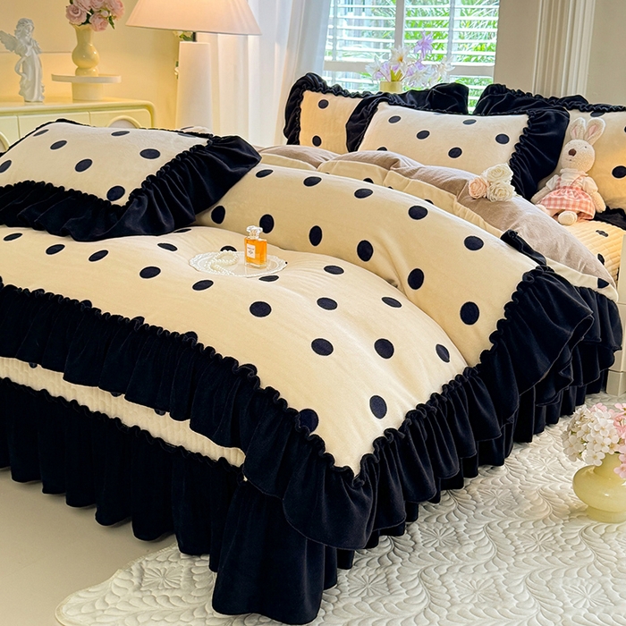 91家纺网 家纺一手货源 找家纺 （总）韩约家纺 2025新款法式大花边印花牛奶绒床盖款四件套