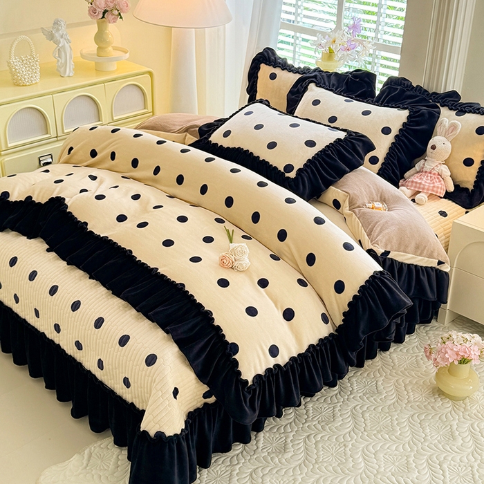 91家纺网 家纺一手货源 找家纺 （总）韩约家纺 2025新款法式大花边印花牛奶绒床盖款四件套