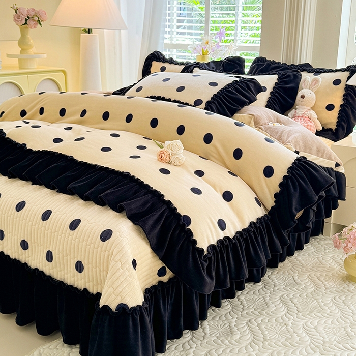 91家纺网 家纺一手货源 找家纺 （总）韩约家纺 2025新款法式大花边印花牛奶绒床盖款四件套