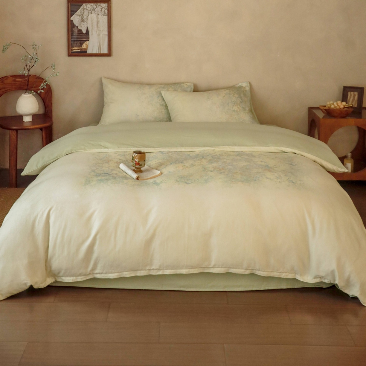 91家纺网 家纺一手货源 找家纺 窝米 2025新款全棉纯棉双层纱大版印花花卉四件套-第二组 绿野香