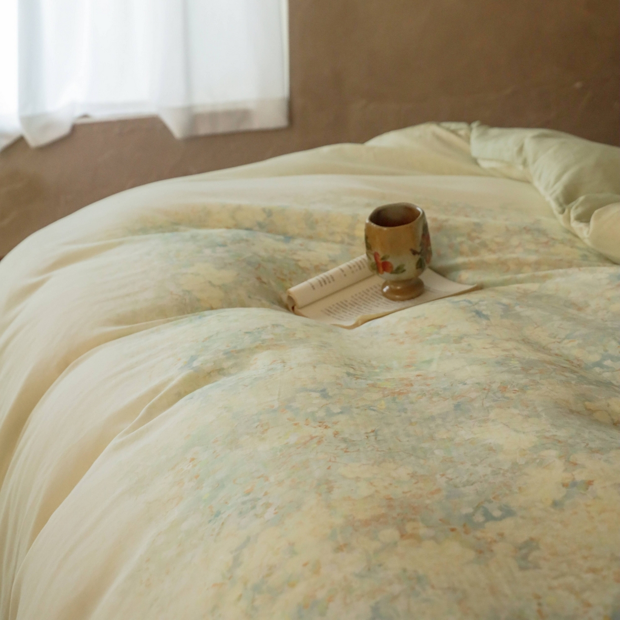 91家纺网 家纺一手货源 找家纺 窝米 2025新款全棉纯棉双层纱大版印花花卉四件套-第二组 绿野香