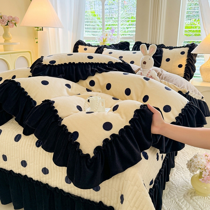 91家纺网 家纺一手货源 找家纺 （总）韩约家纺 2025新款法式大花边印花牛奶绒床盖款四件套