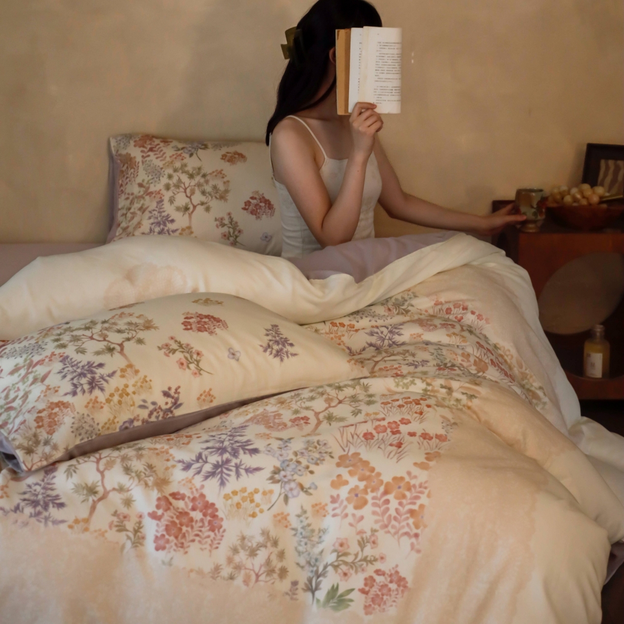 91家纺网 家纺一手货源 找家纺 窝米 2025新款全棉纯棉双层纱大版印花花卉四件套-第二组 弥初