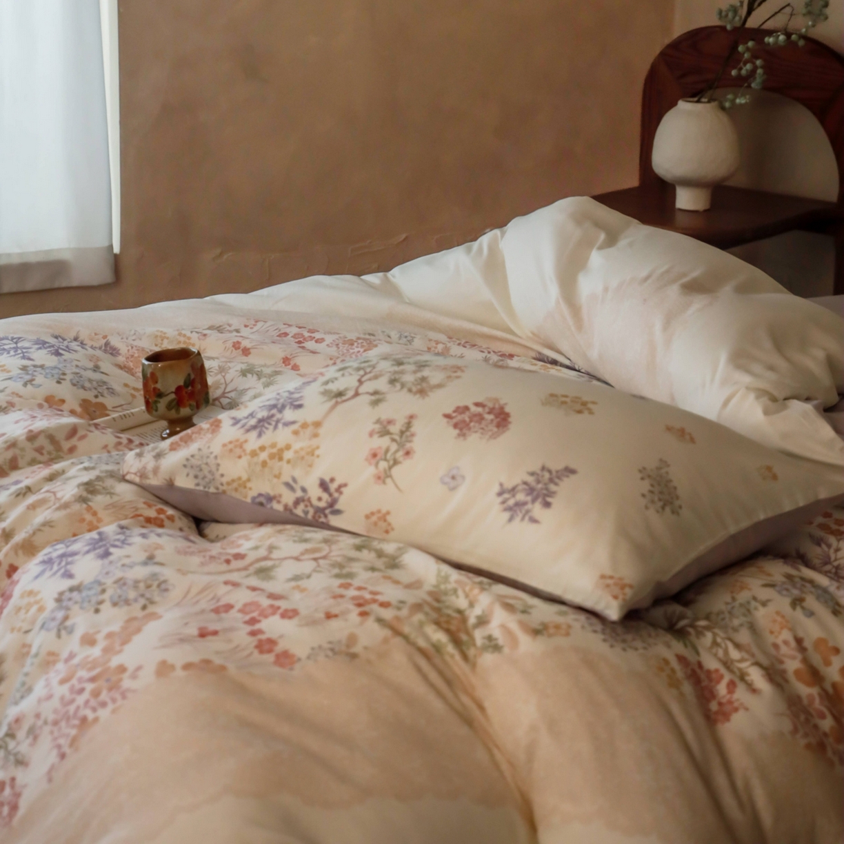 91家纺网 家纺一手货源 找家纺 窝米 2025新款全棉纯棉双层纱大版印花花卉四件套-第二组 弥初