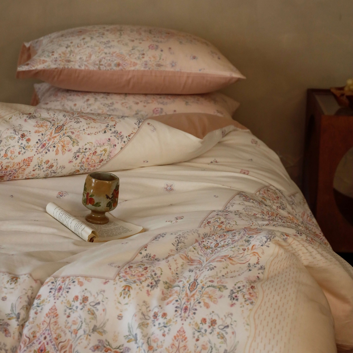 91家纺网 家纺一手货源 找家纺 窝米 2025新款全棉纯棉双层纱大版印花花卉四件套-第二组 瑞优