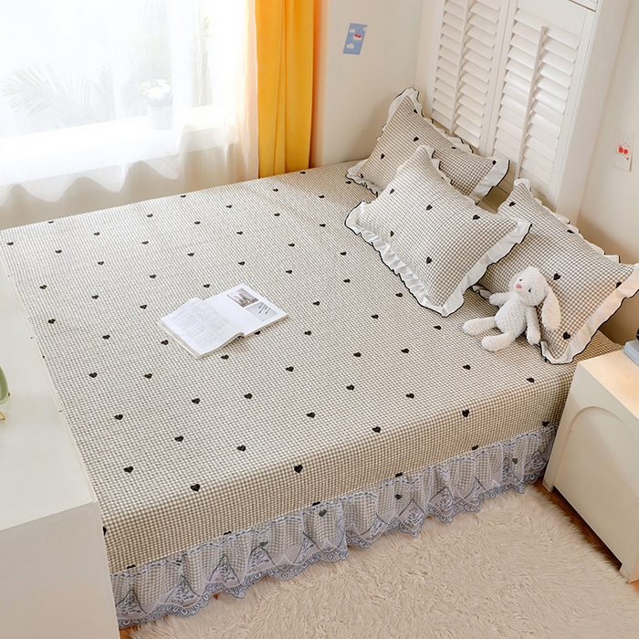 91家纺网 家纺一手货源 找家纺 羽爱 2025全棉印花A类榻榻米床盖爱心格黑