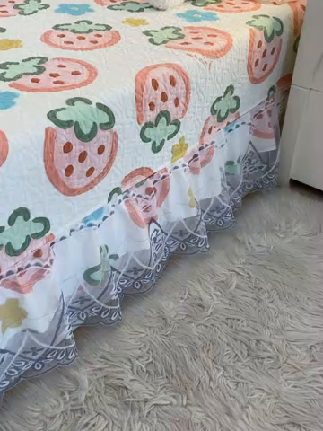 91家纺网 家纺一手货源 找家纺 羽爱 2025全棉印花A类榻榻米床盖草莓心情