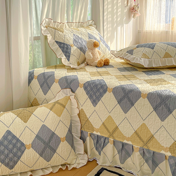 91家纺网 家纺一手货源 找家纺 羽爱 2025全棉印花A类榻榻米床盖格韵