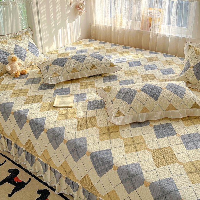 91家纺网 家纺一手货源 找家纺 羽爱 2025全棉印花A类榻榻米床盖格韵