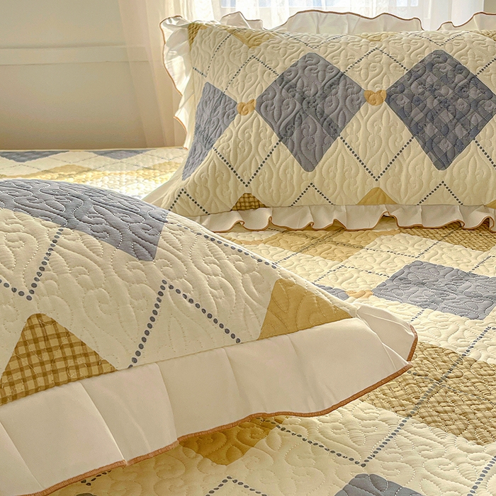 91家纺网 家纺一手货源 找家纺 羽爱 2025全棉印花A类榻榻米床盖格韵