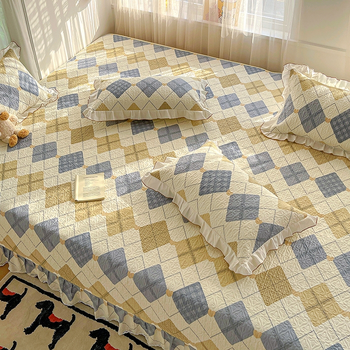 91家纺网 家纺一手货源 找家纺 羽爱 2025全棉印花A类榻榻米床盖格韵