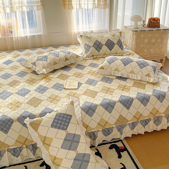 91家纺网 家纺一手货源 找家纺 羽爱 2025全棉印花A类榻榻米床盖格韵