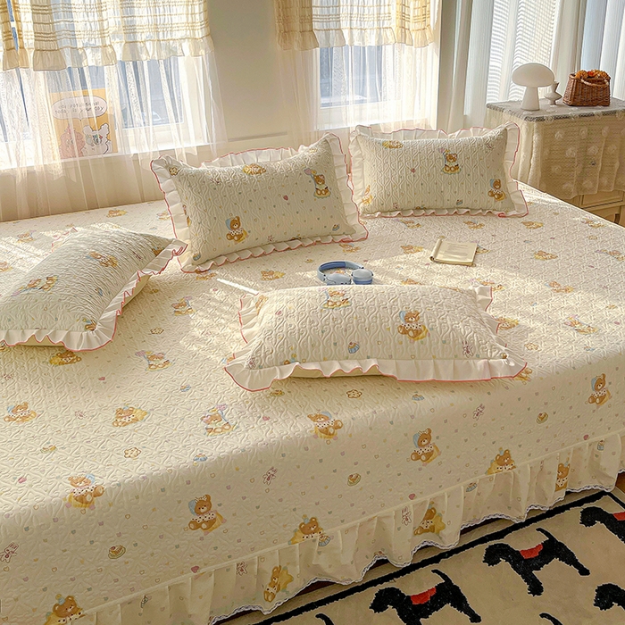 91家纺网 家纺一手货源 找家纺 羽爱 2025全棉印花A类榻榻米床盖快乐熊