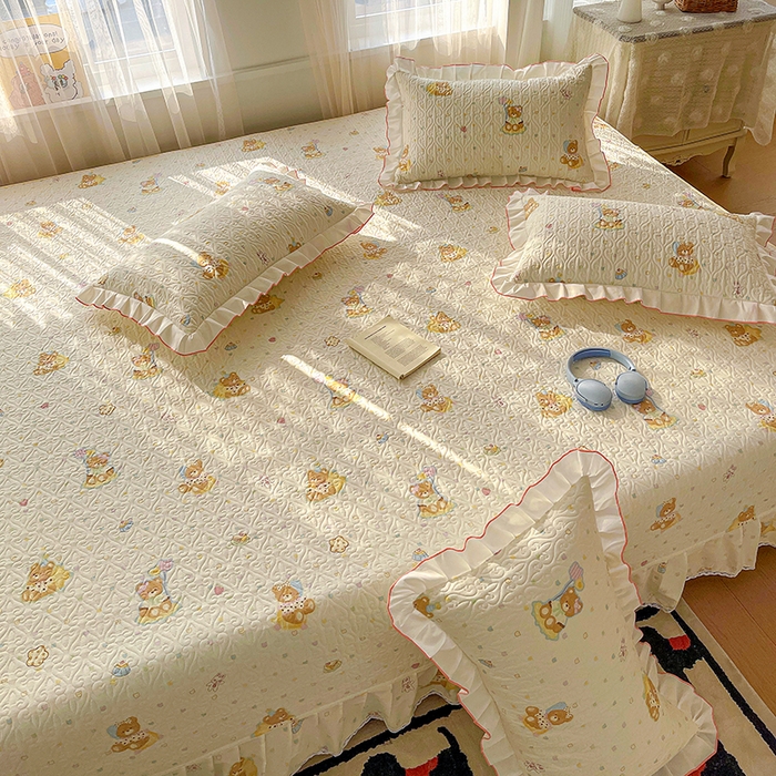 91家纺网 家纺一手货源 找家纺 羽爱 2025全棉印花A类榻榻米床盖快乐熊