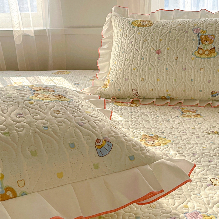 91家纺网 家纺一手货源 找家纺 羽爱 2025全棉印花A类榻榻米床盖快乐熊