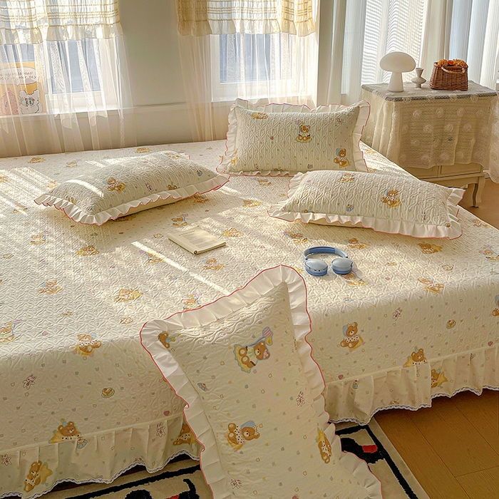 91家纺网 家纺一手货源 找家纺 羽爱 2025全棉印花A类榻榻米床盖快乐熊